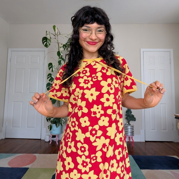 SOLD - Vintage 70s yellow & red floral maxi dress - Picture 5 of 7